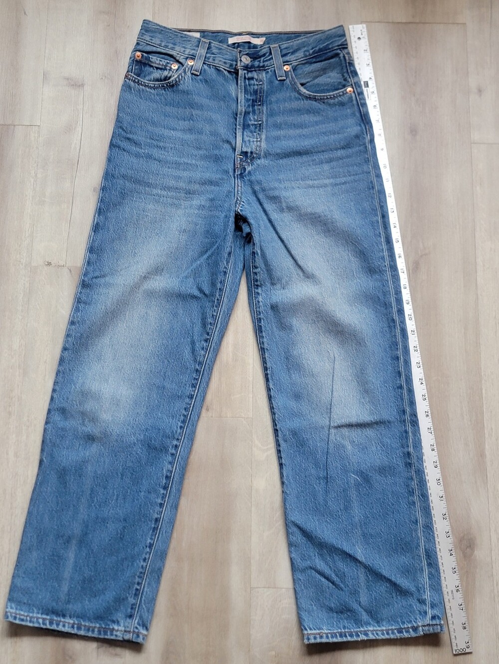 Levi's Ribcage Straight Leg Jeans